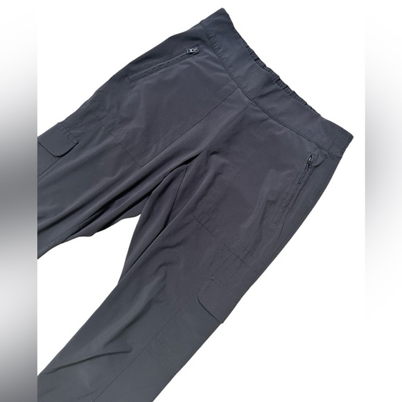 Athleta | CHELSEA CARGO PANT in Black, Size 8 - Picture 4 of 9